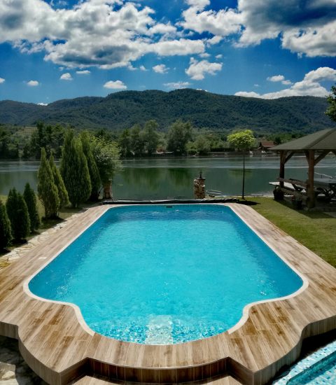 Drinski san kuca sa bazenom Srbija