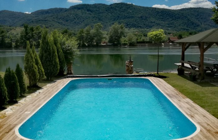 Drinski san kuca sa bazenom Srbija